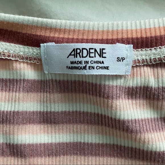 Striped Crop Top - Picture 2 of 6